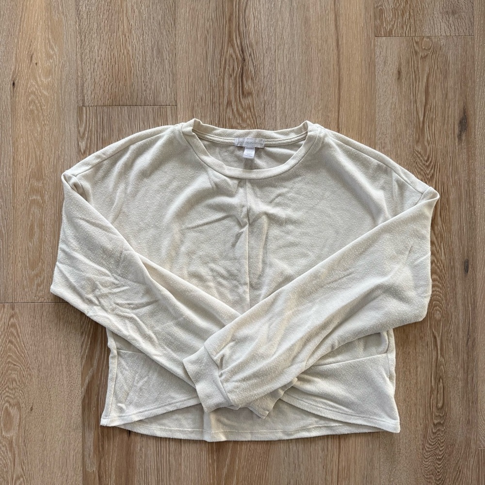 Beyond Yoga Turn Inward Front Twist Cropped Pullover